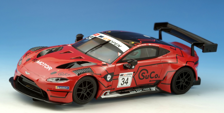 SCALEXTRIC Aston Martin GT 3 Vantage red